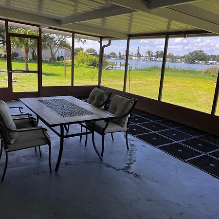 Lakeside Retreat - 3 Bedroom, 2 Bathroom House By The Lake Lakeland Buitenkant foto